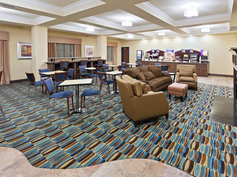 Holiday Inn Express & Suites Lubbock Southwest - Wolfforth By Ihg Exterior photo