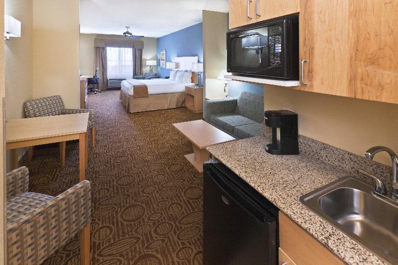 Holiday Inn Express & Suites Lubbock Southwest - Wolfforth By Ihg Exterior photo